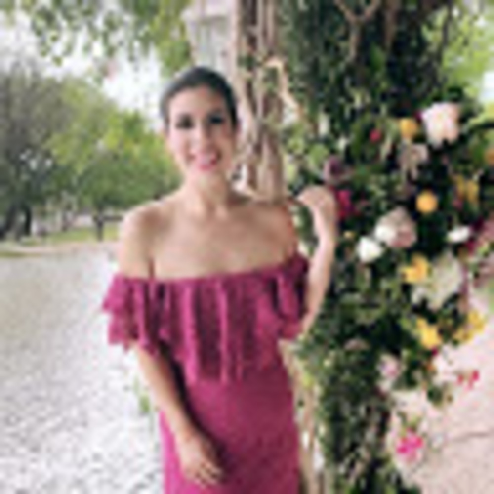 Meet your Posher, Alyssa